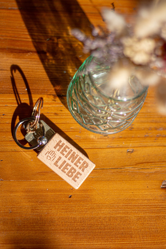 Heinerliebe Schlüsselanhänger aus Holz
